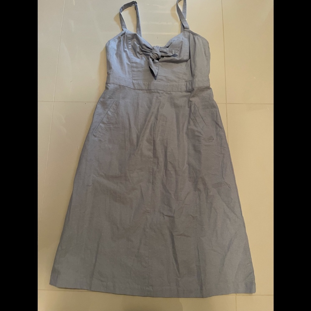 Lulus size M blue dress with straps and cute toe front.light jean like material